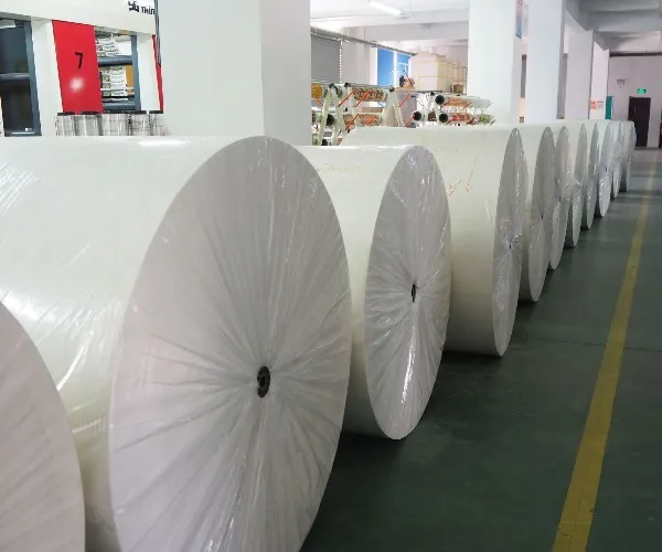 Weltweiter Anstieg der Papier preise im dritten Quartal 2025: Goldenes Papier reagiert mit Stabilität und zuverlässiger Versorgung