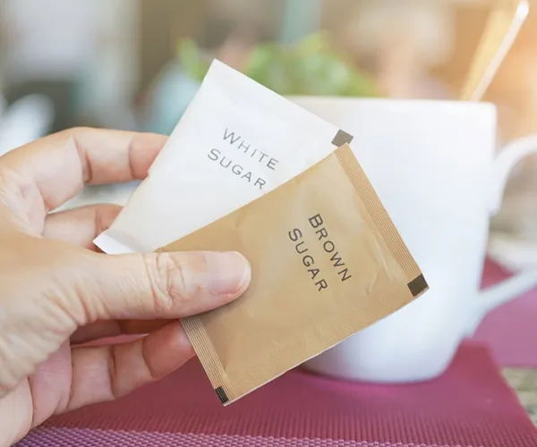 Heiße und kalte Trinkbecher