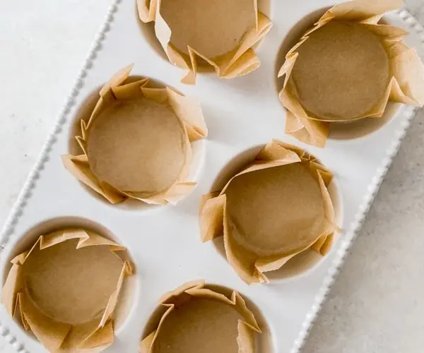 Cake_trays_made_of_parchment_paper.webp Cake_trays_made_of_parchment_paper.webp