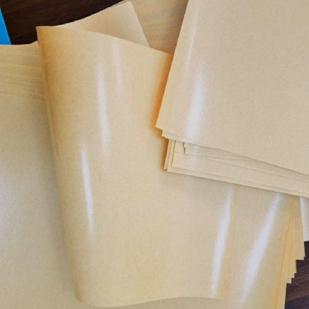 淋膜牛皮纸.jpg 淋膜牛皮纸.jpg